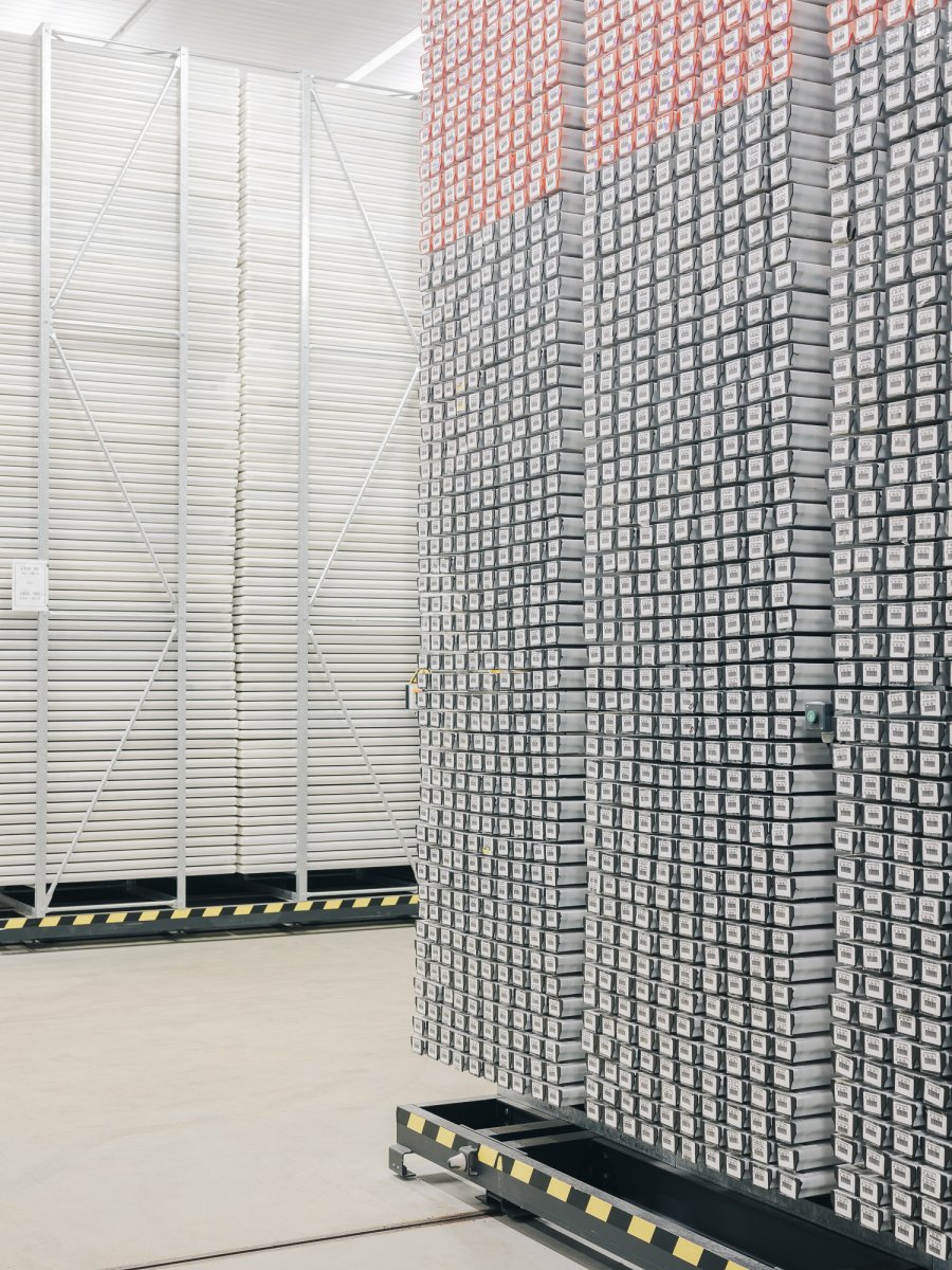 The Past is the Key to the Future - Jan Richard Heinicke